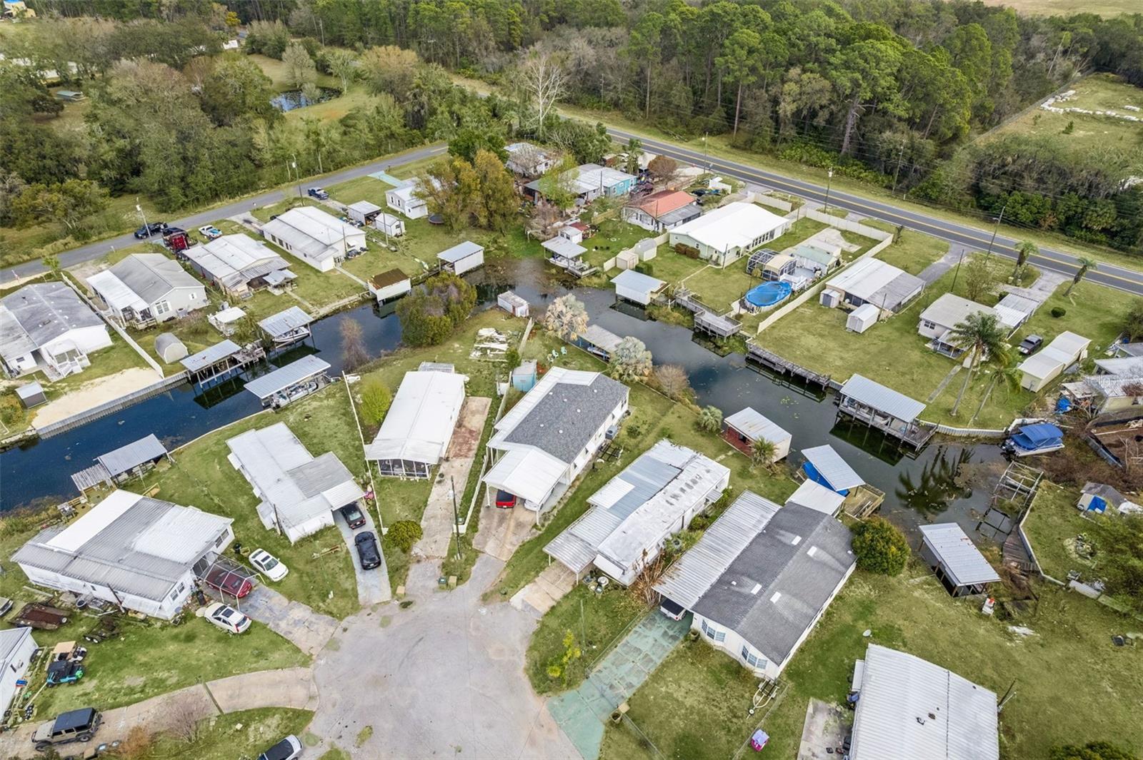 EAST LAKE HARRIS ESTATES - Residential