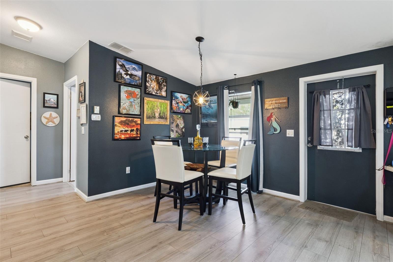 EAST LAKE HARRIS ESTATES - Residential