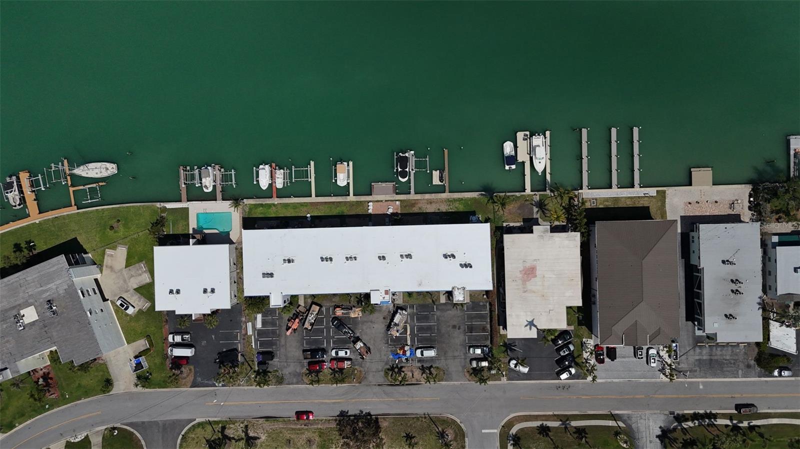 CARAVEL 1 CONDO - Residential