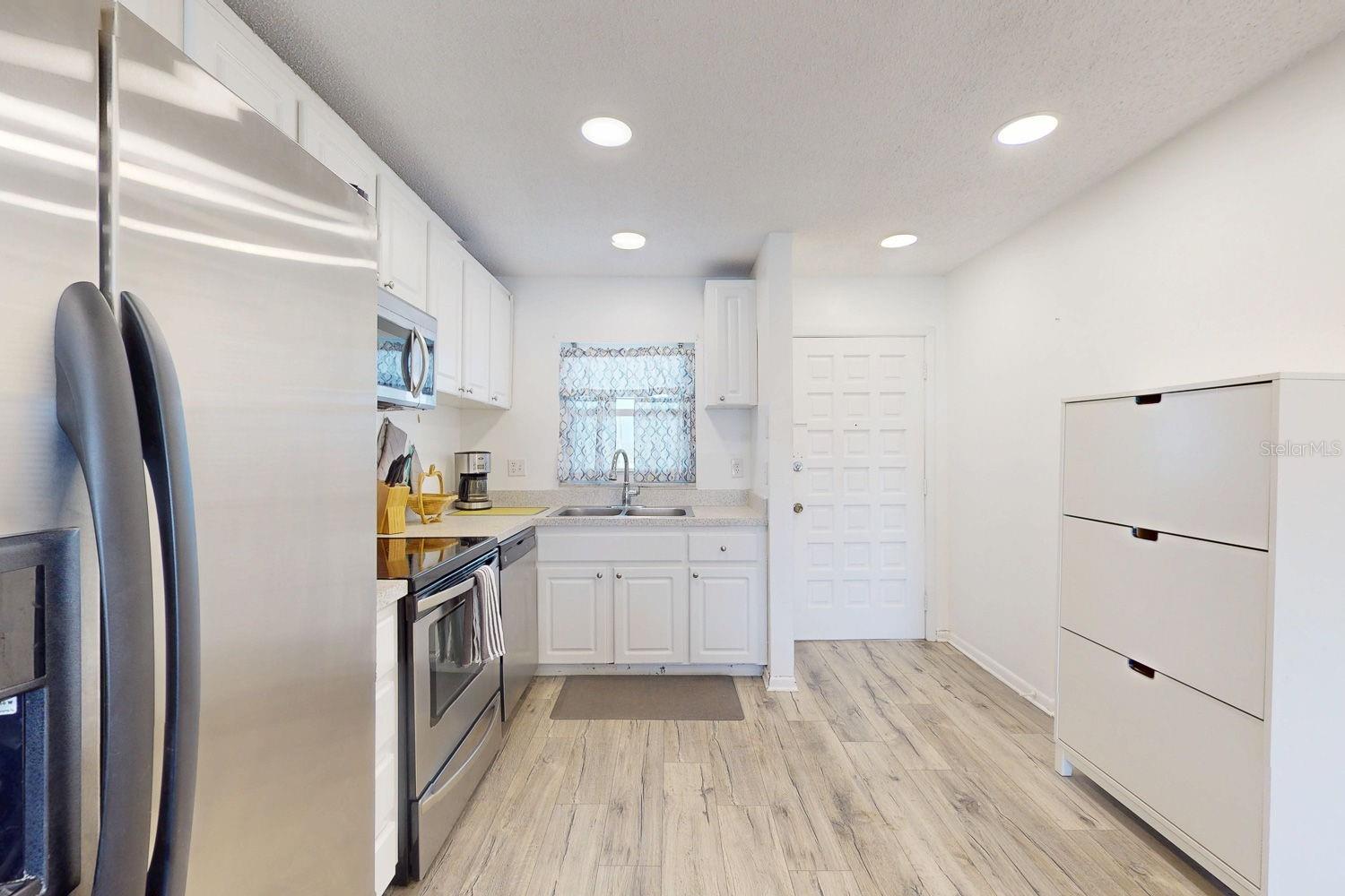 CARAVEL 1 CONDO - Residential