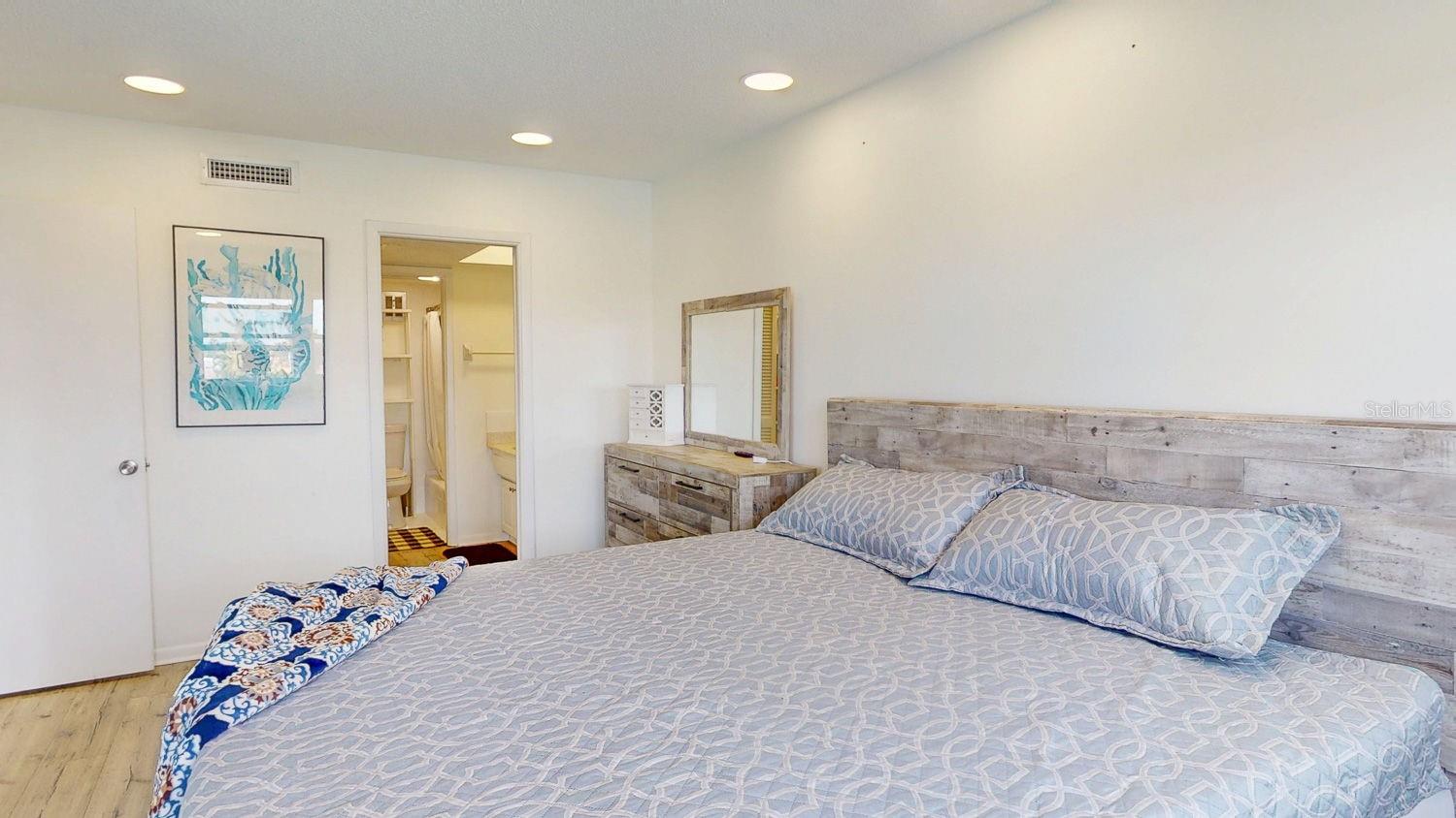 CARAVEL 1 CONDO - Residential