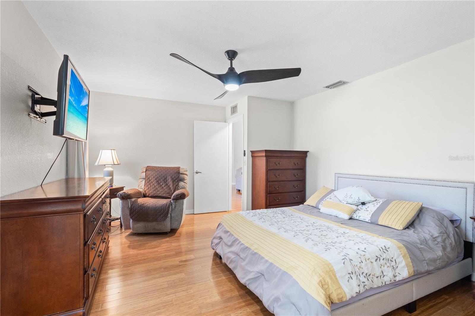 PALM-AIRE AT SARASOTA UNIT 6 - Residential