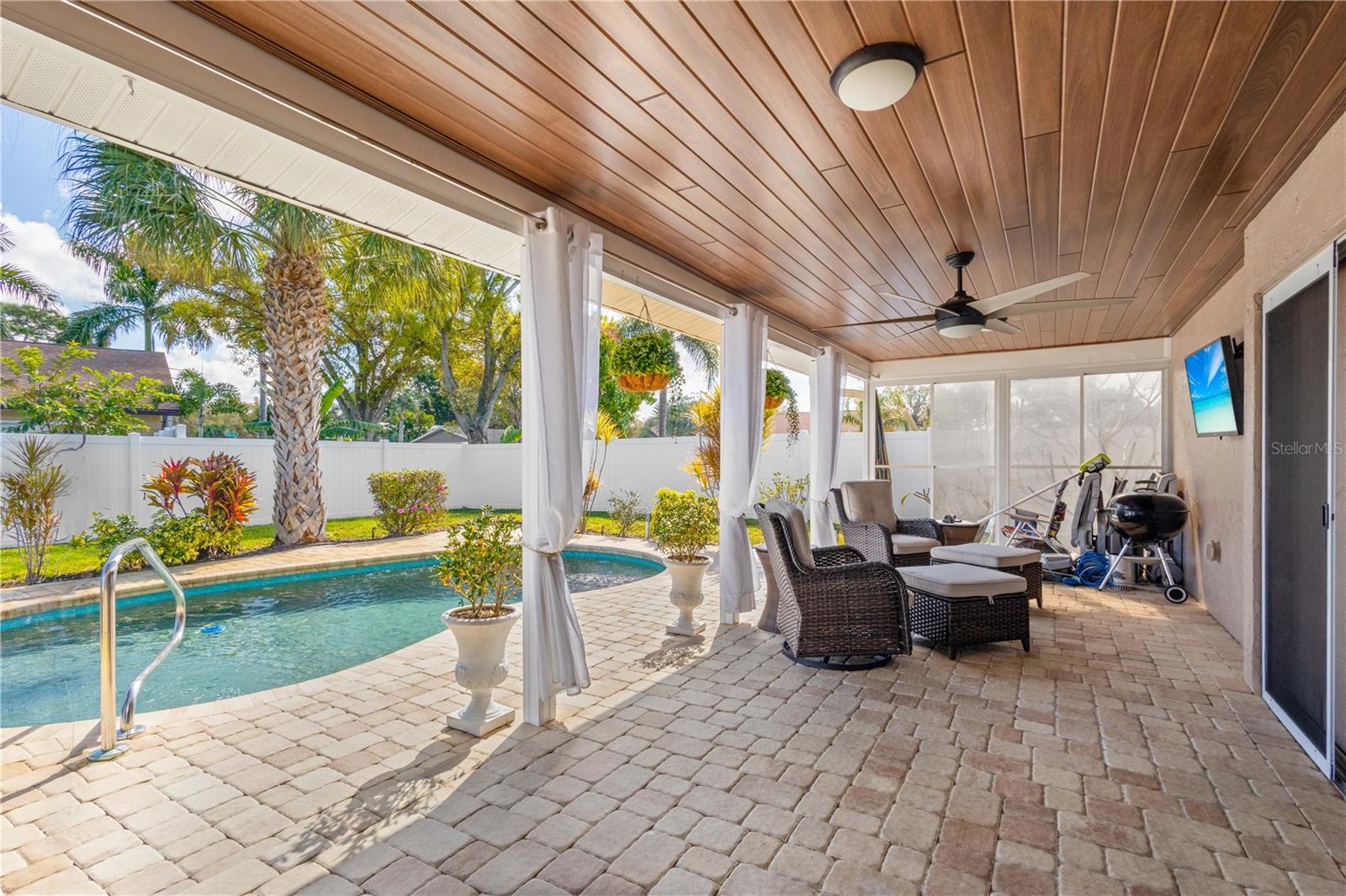 PALM-AIRE AT SARASOTA UNIT 6 - Residential