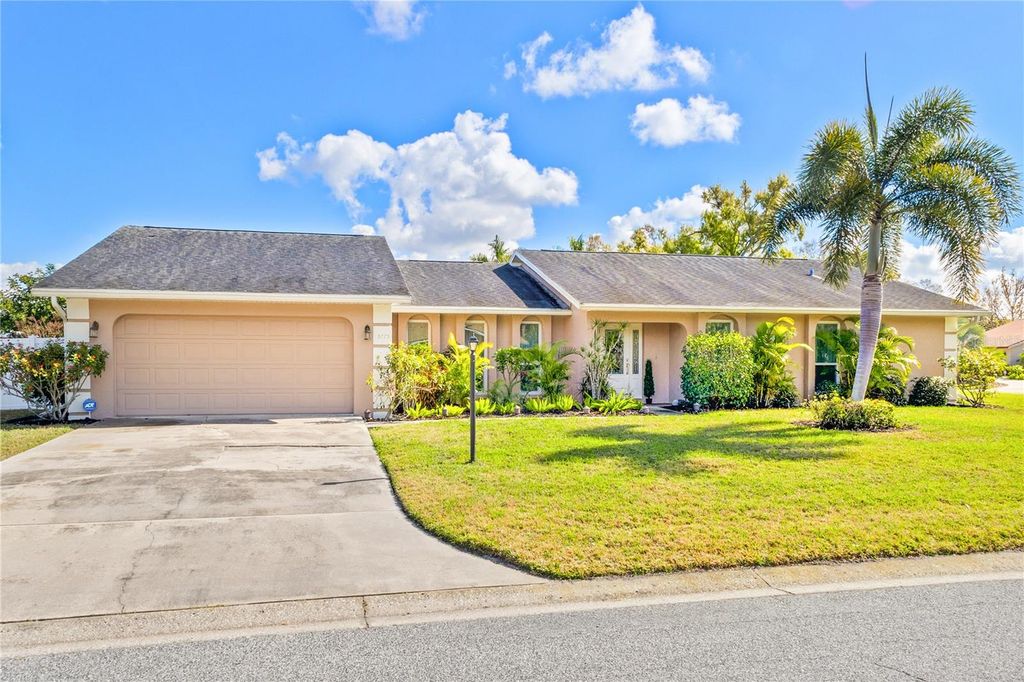 Photo of 5775 Timber Lake Drive, Sarasota, FL 34243 (MLS # A4679749)