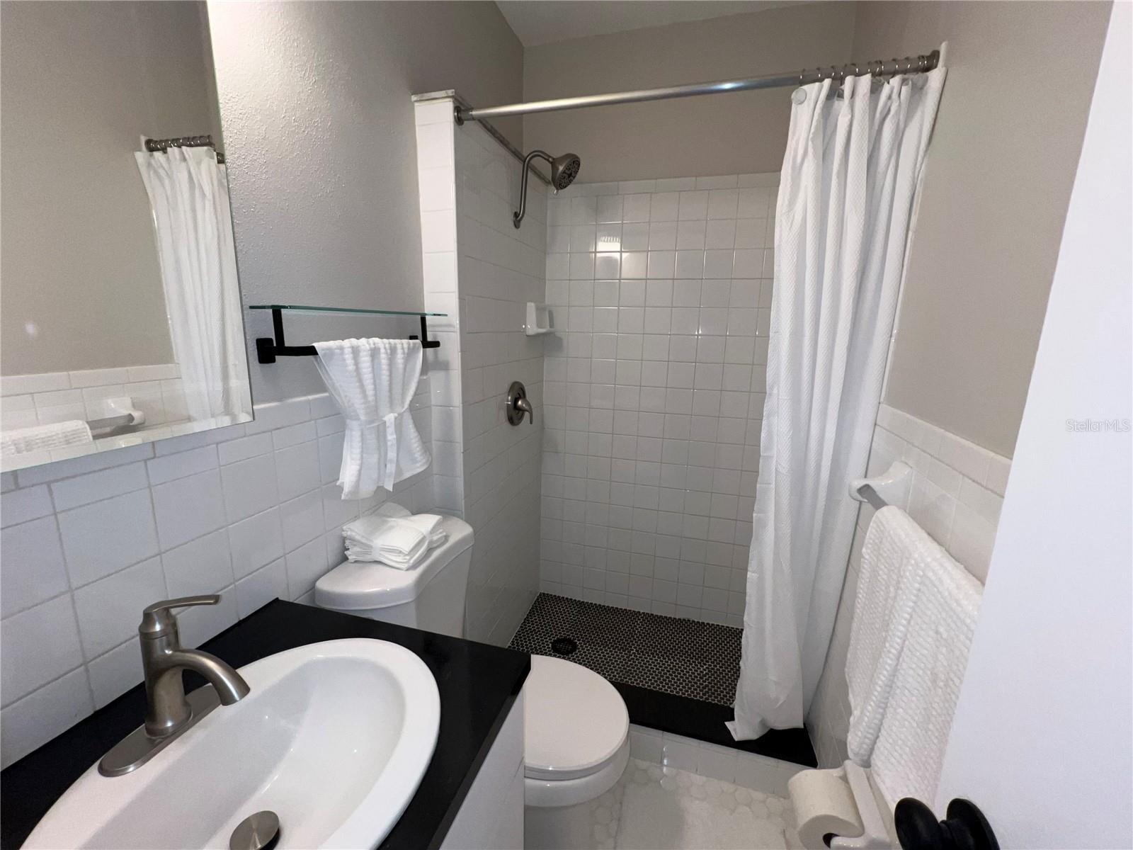 CLEARVIEW OAKS BLDG 19 - Residential