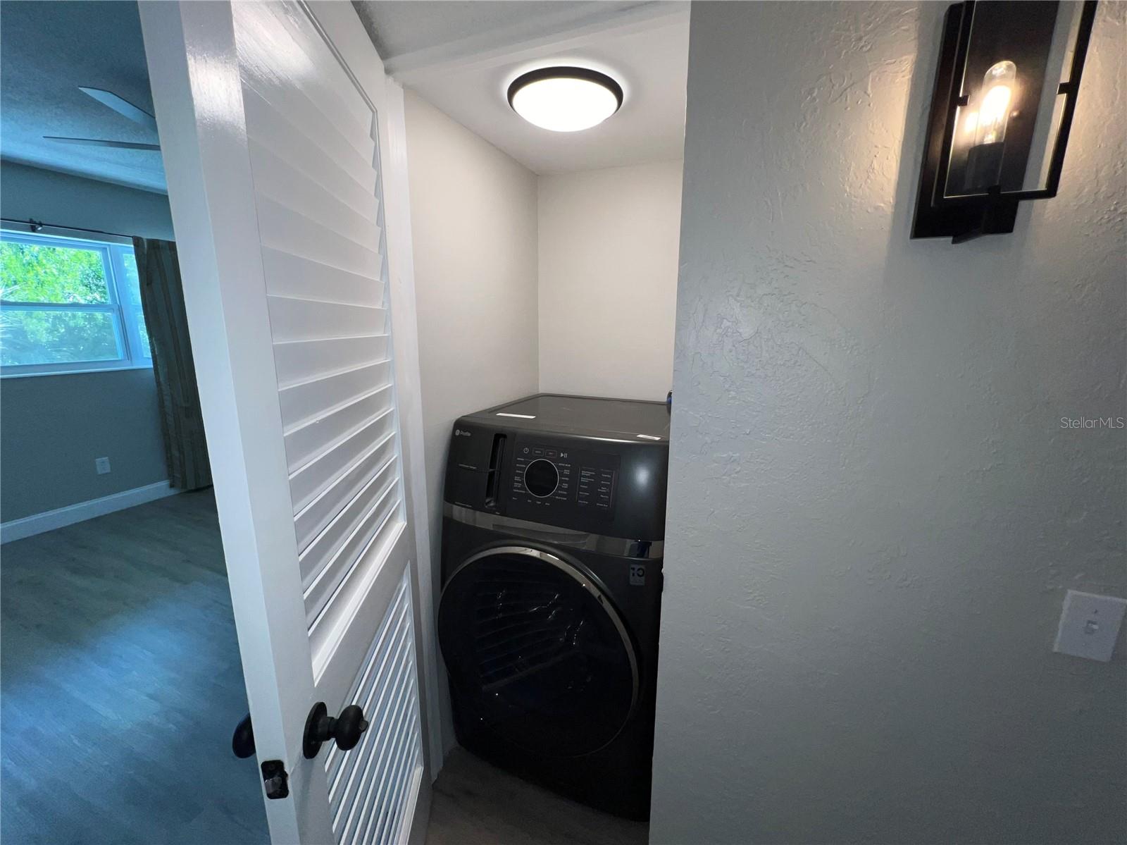 CLEARVIEW OAKS BLDG 19 - Residential