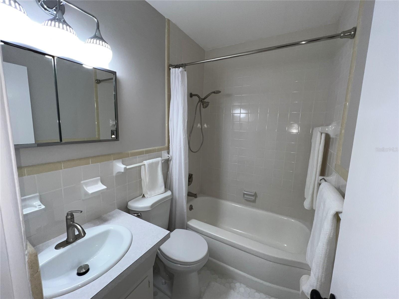 CLEARVIEW OAKS BLDG 19 - Residential