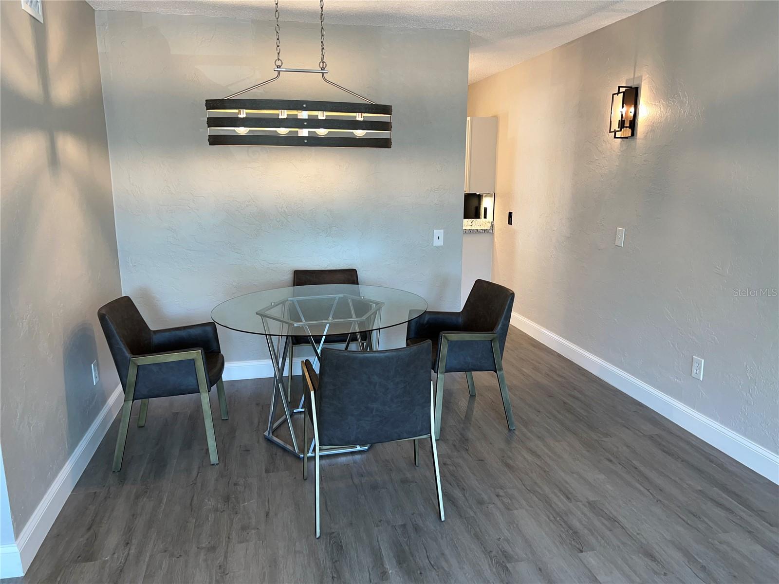 CLEARVIEW OAKS BLDG 19 - Residential