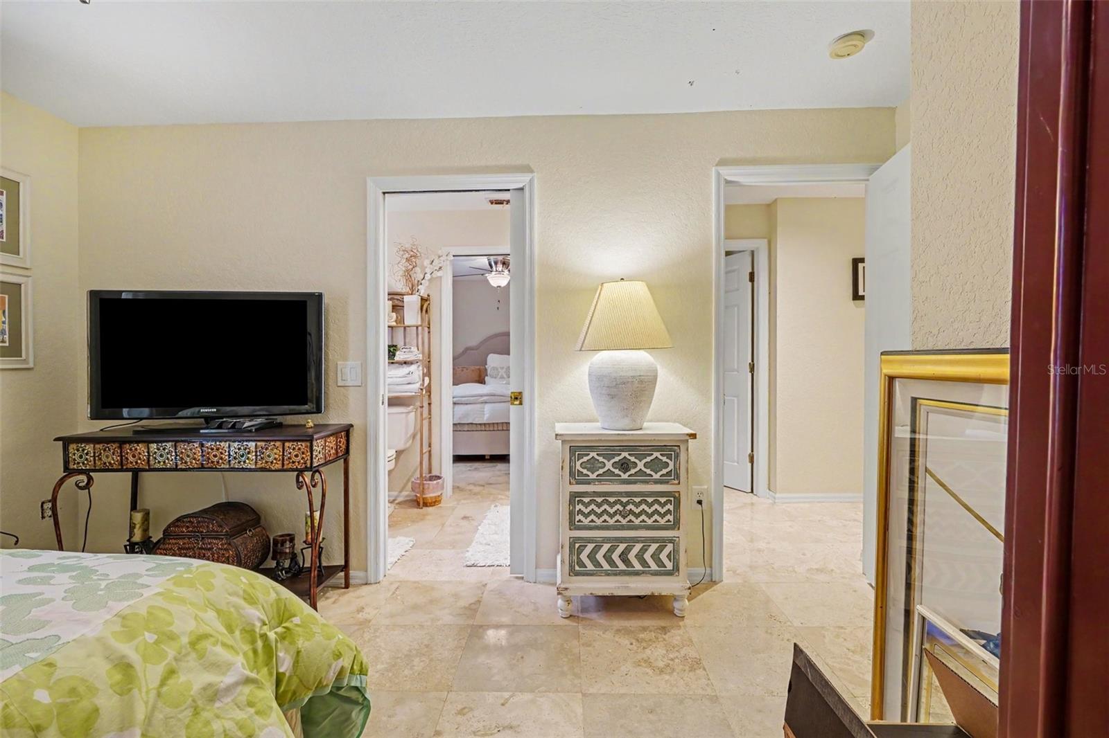 LAKEVIEW LANDINGS - Residential