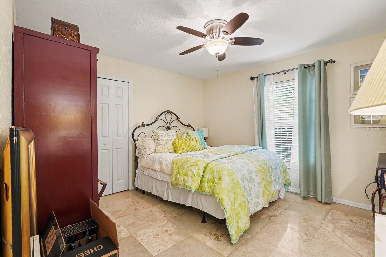 LAKEVIEW LANDINGS - Residential