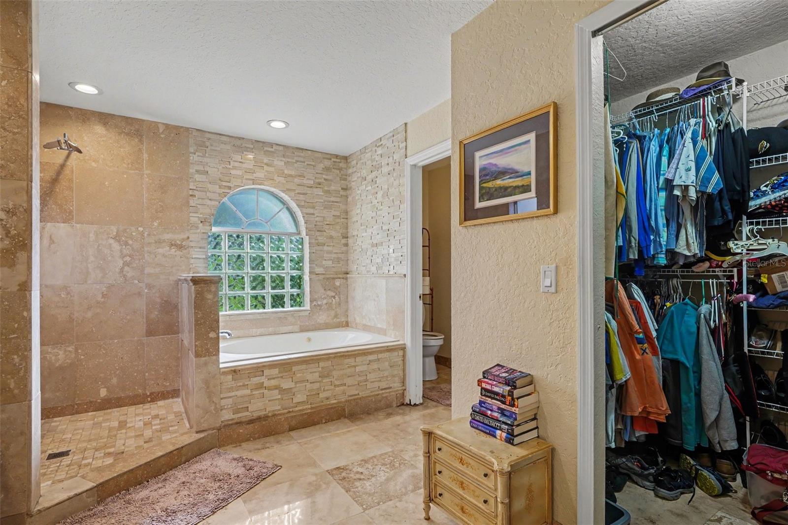 LAKEVIEW LANDINGS - Residential
