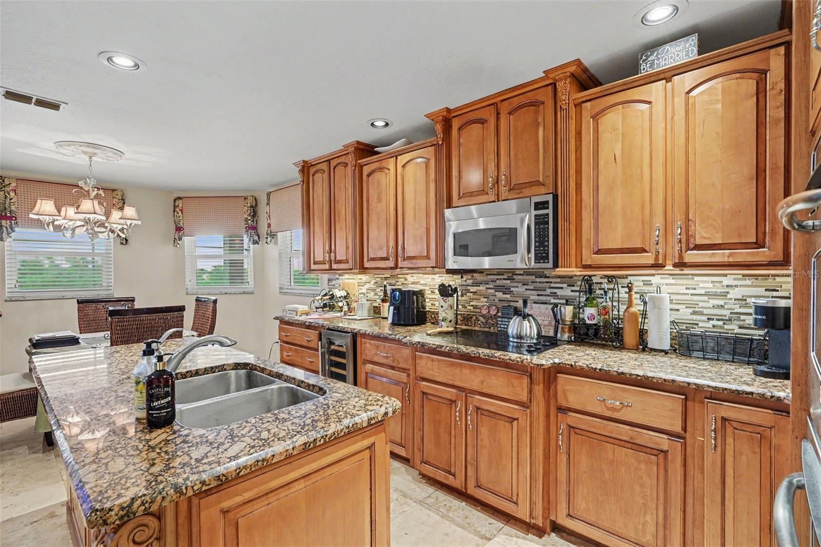 LAKEVIEW LANDINGS - Residential