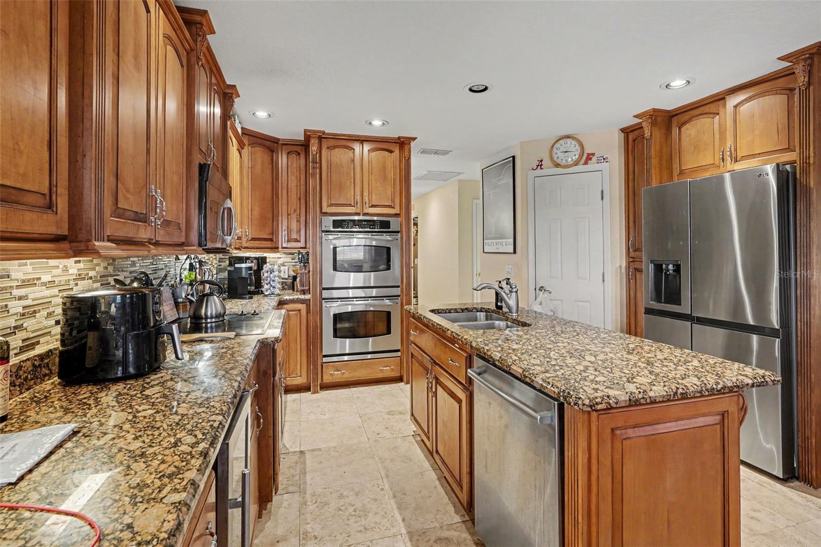LAKEVIEW LANDINGS - Residential
