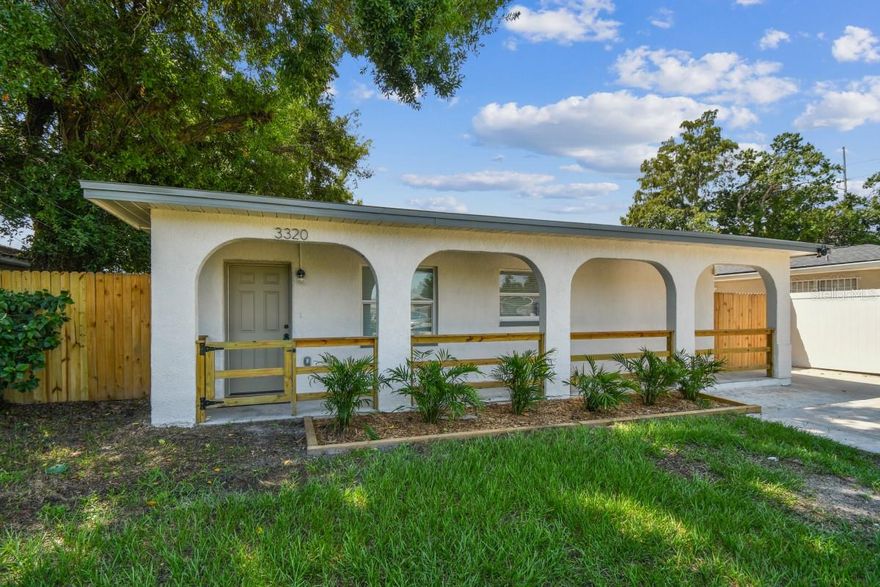 Step into this impeccably maintained, ideally situated in one of Tampa's most desirable and centrally located neighborhoods, right next to Raymond James Stadium. Great location in west Tampa if you are looking for a home with plenty of space.