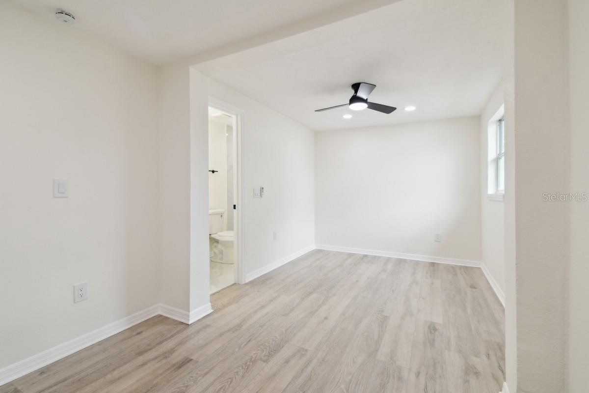 JOHN H DREWS FIRST EXT - Residential Lease