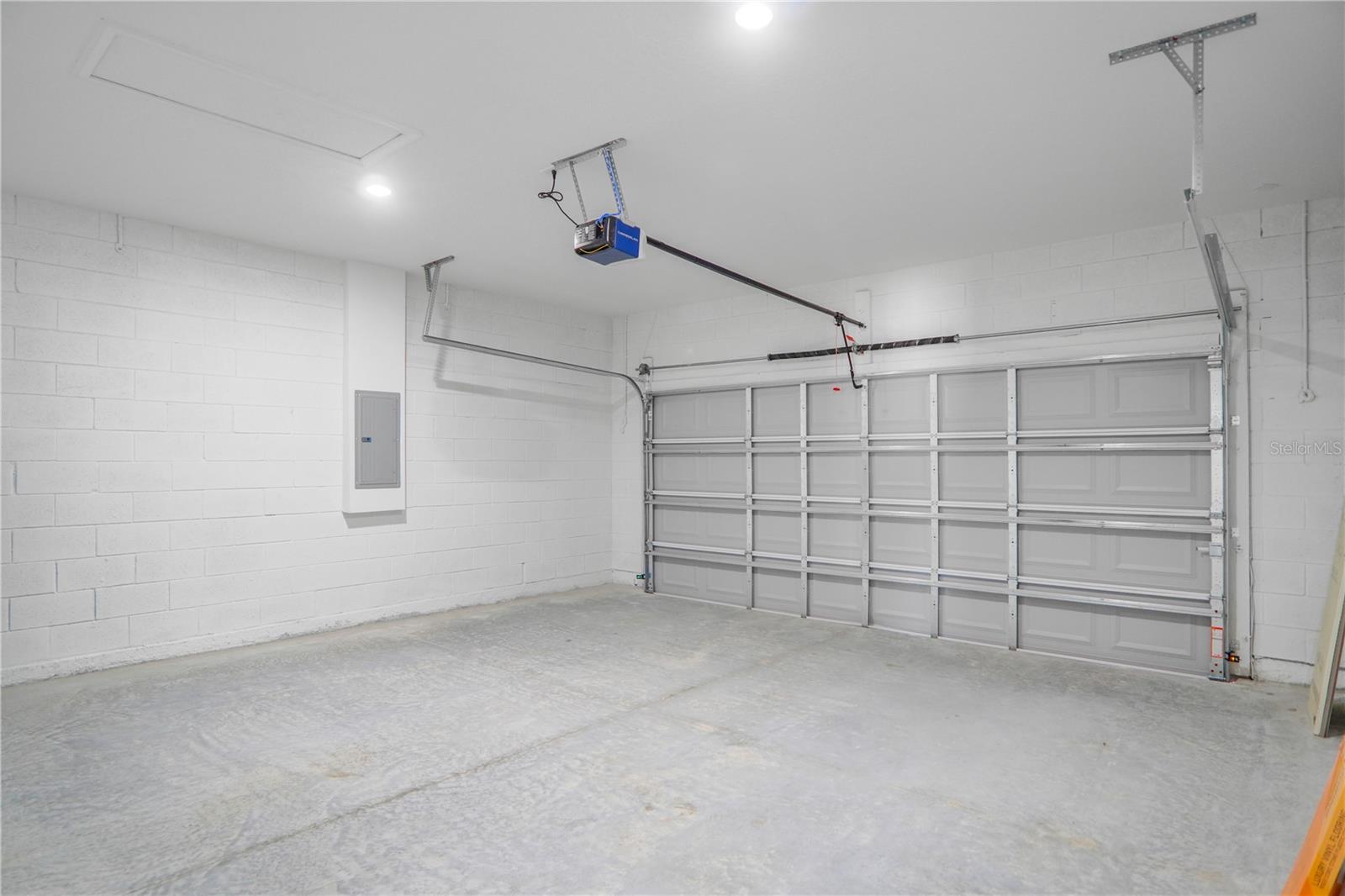 MARION OAKS UN 3 - Residential