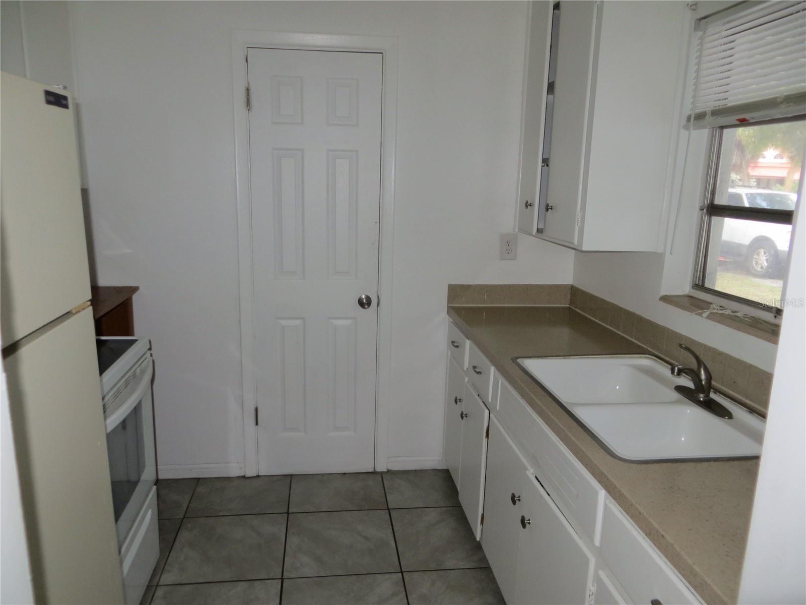 SEMINOLE PARK - Residential Income