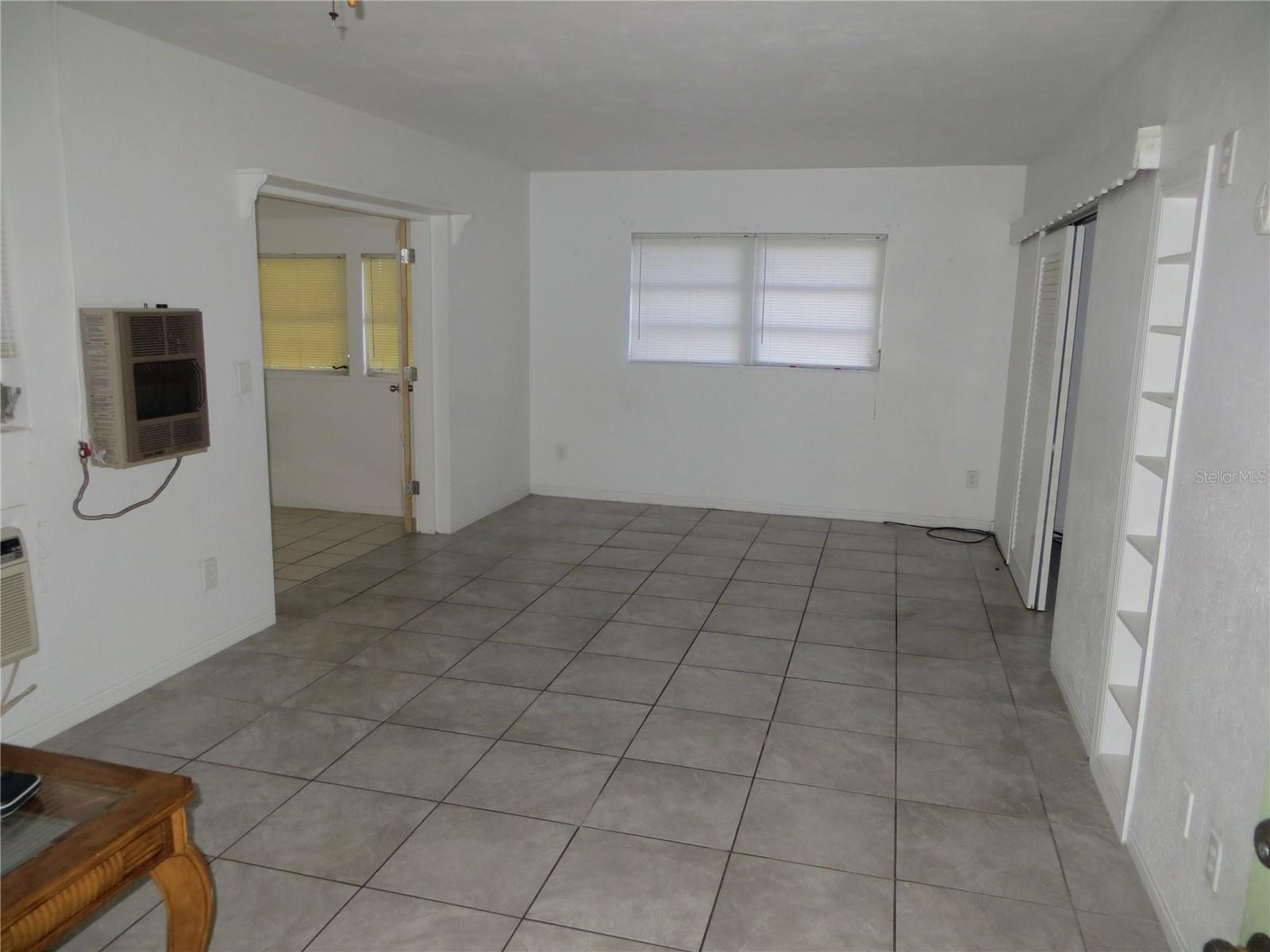 SEMINOLE PARK - Residential Income
