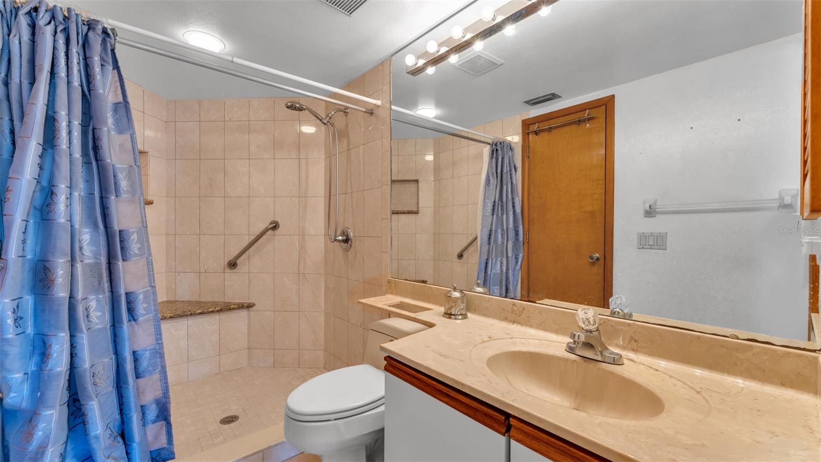 BLUFFS OF SEBRING CONDO - Residential