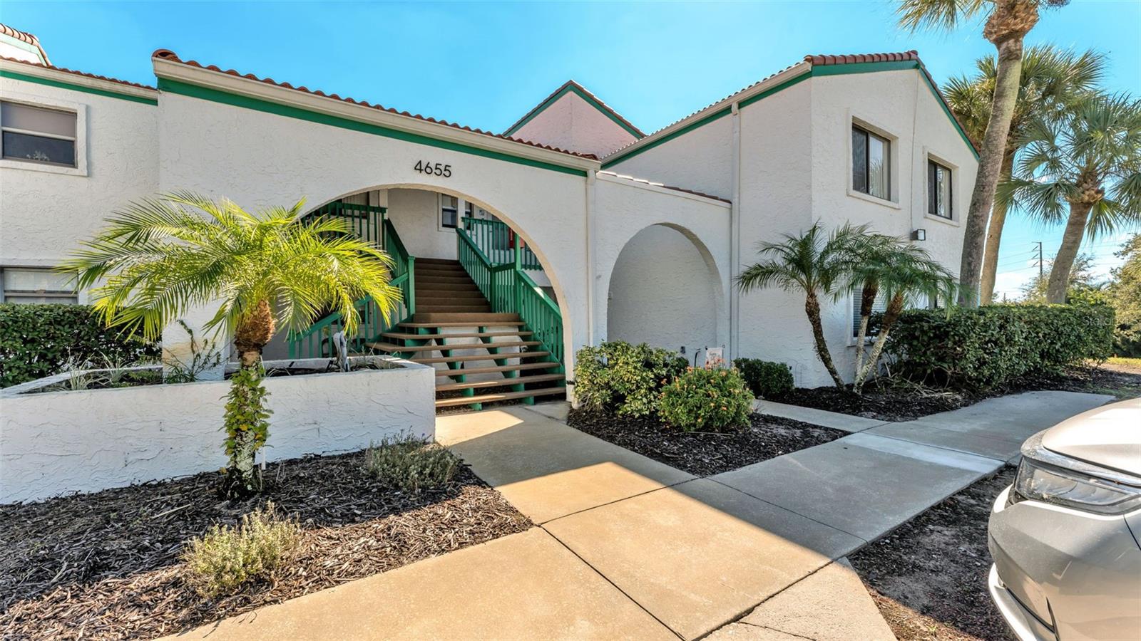 BLUFFS OF SEBRING CONDO - Residential