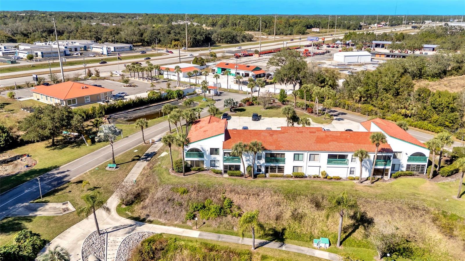 BLUFFS OF SEBRING CONDO - Residential