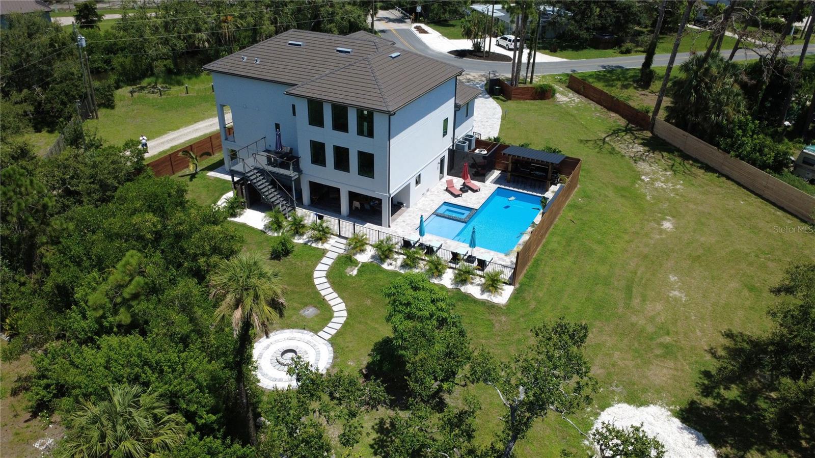 327 ROBERTS ROAD