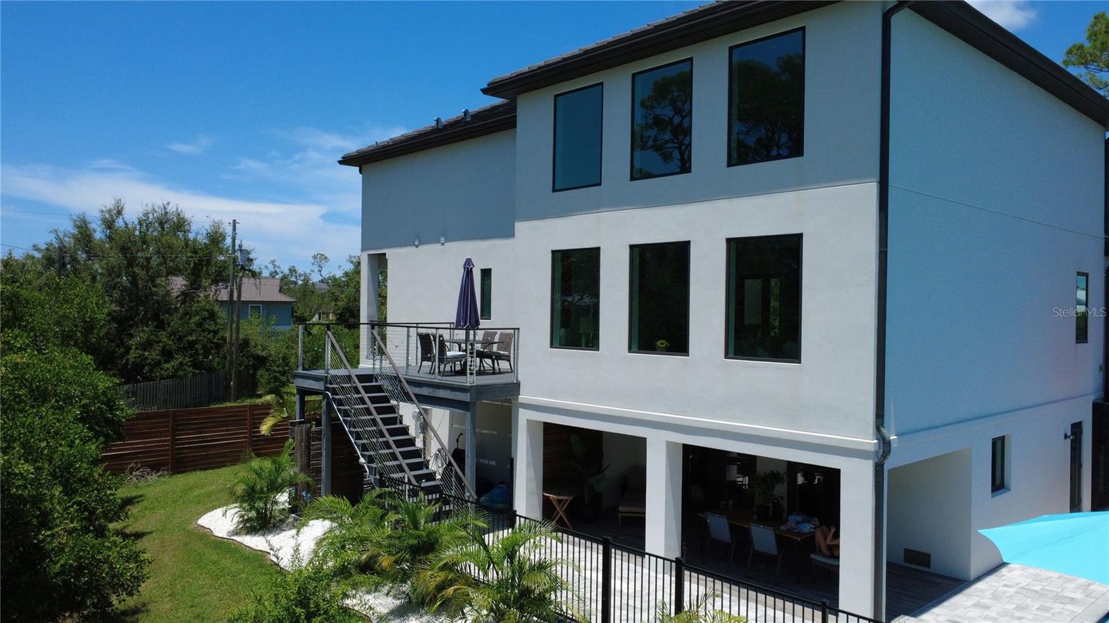 327 ROBERTS ROAD