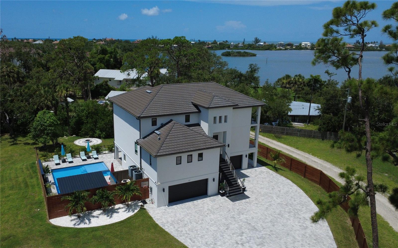 327 ROBERTS ROAD