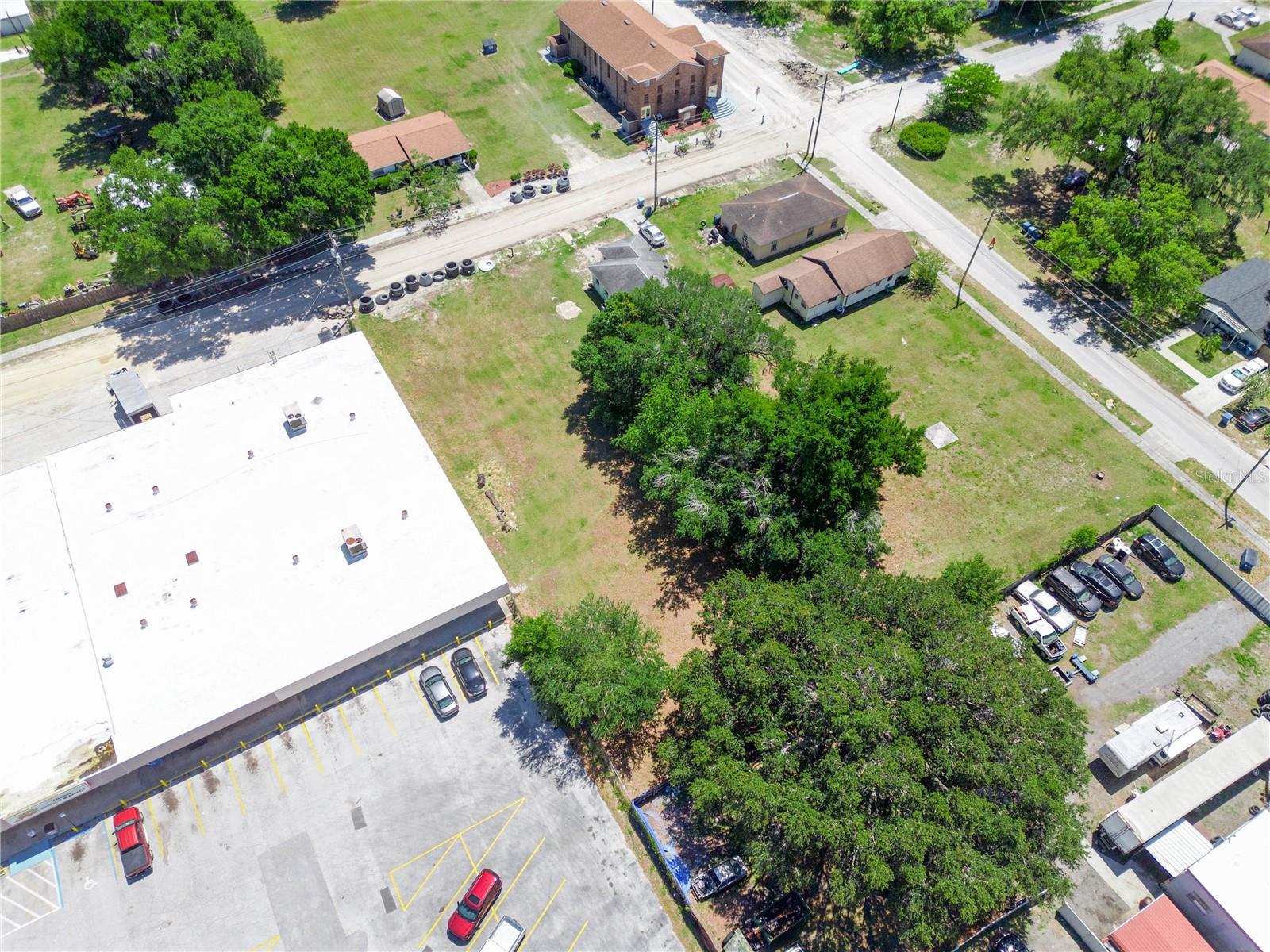 LOADHOLTES & CANTERS SUB - Land