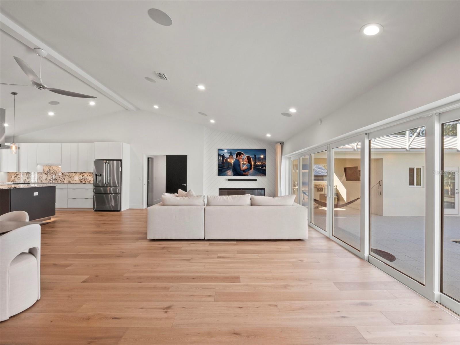 EMERALD ACRES - Residential