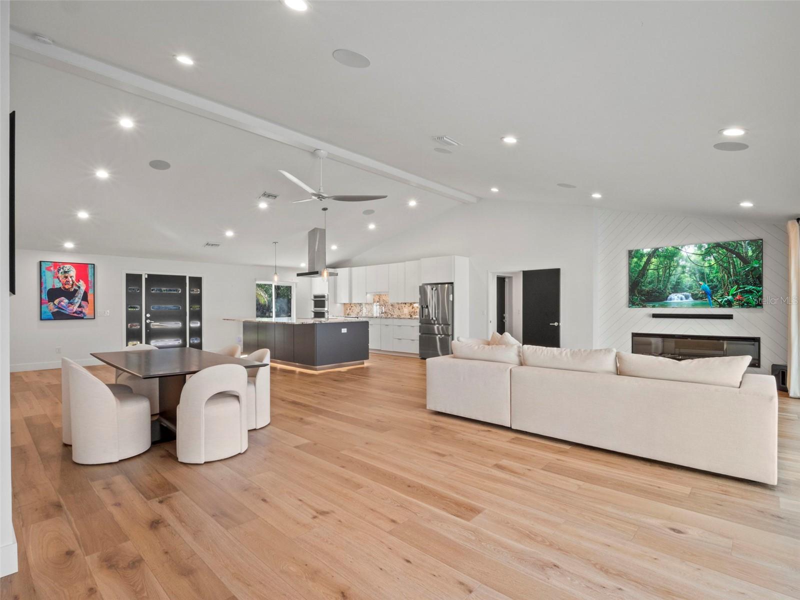 EMERALD ACRES - Residential