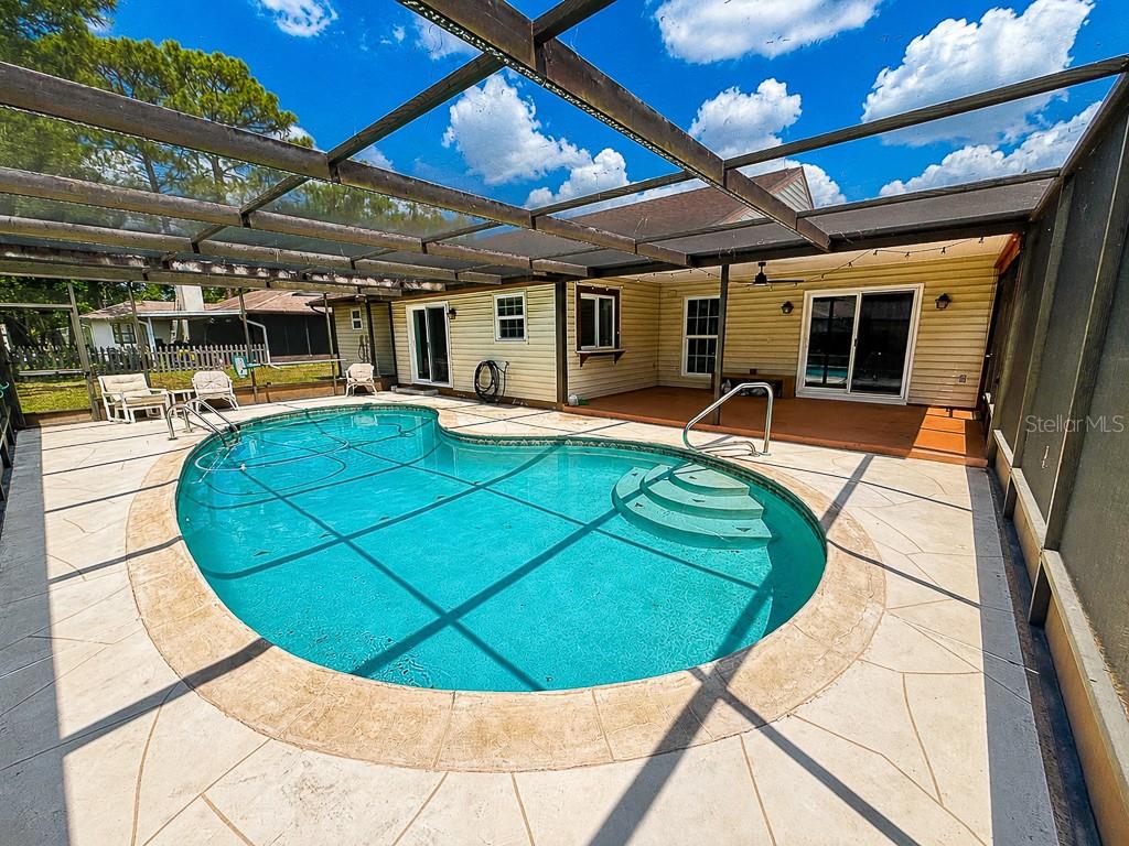 SPRING HILL - Residential