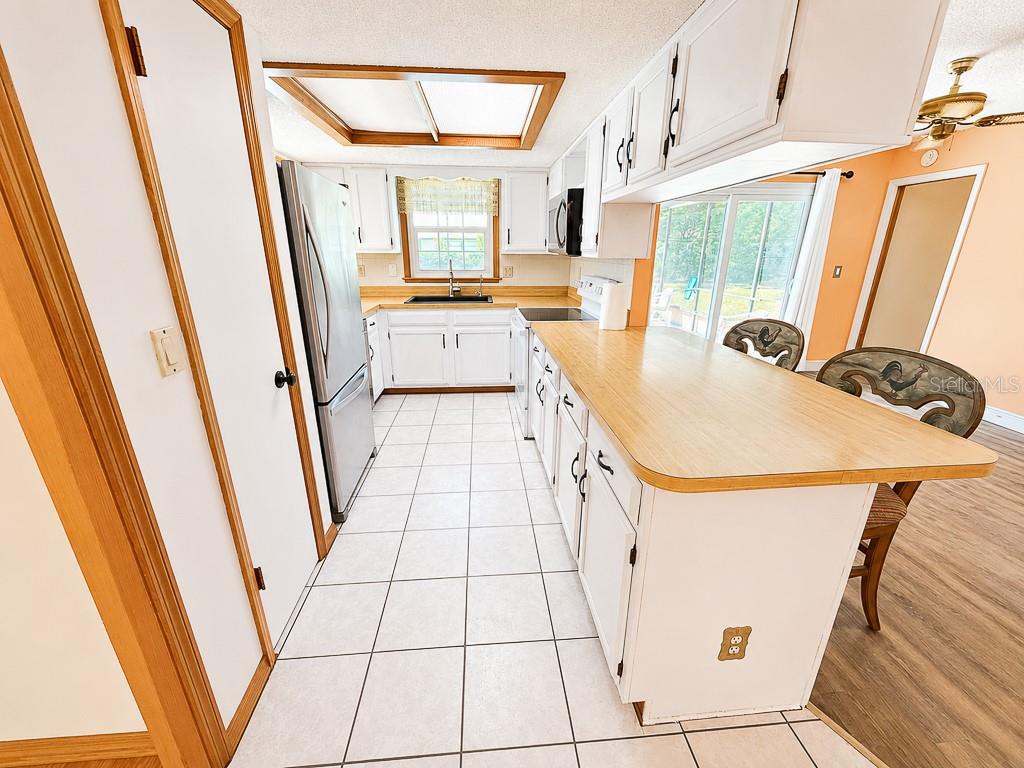 SPRING HILL - Residential