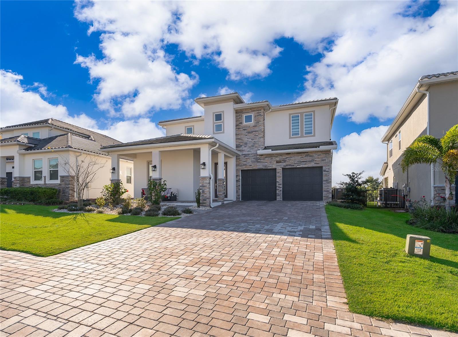 16033 VOLTERRA POINT