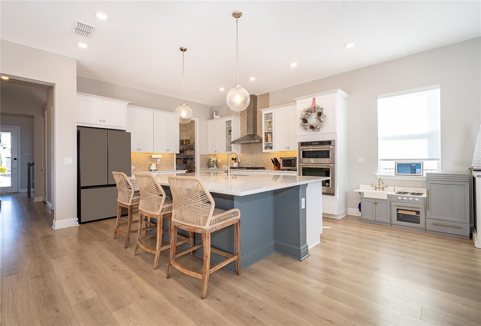 BELLA COLLINA WEST SUB - Residential