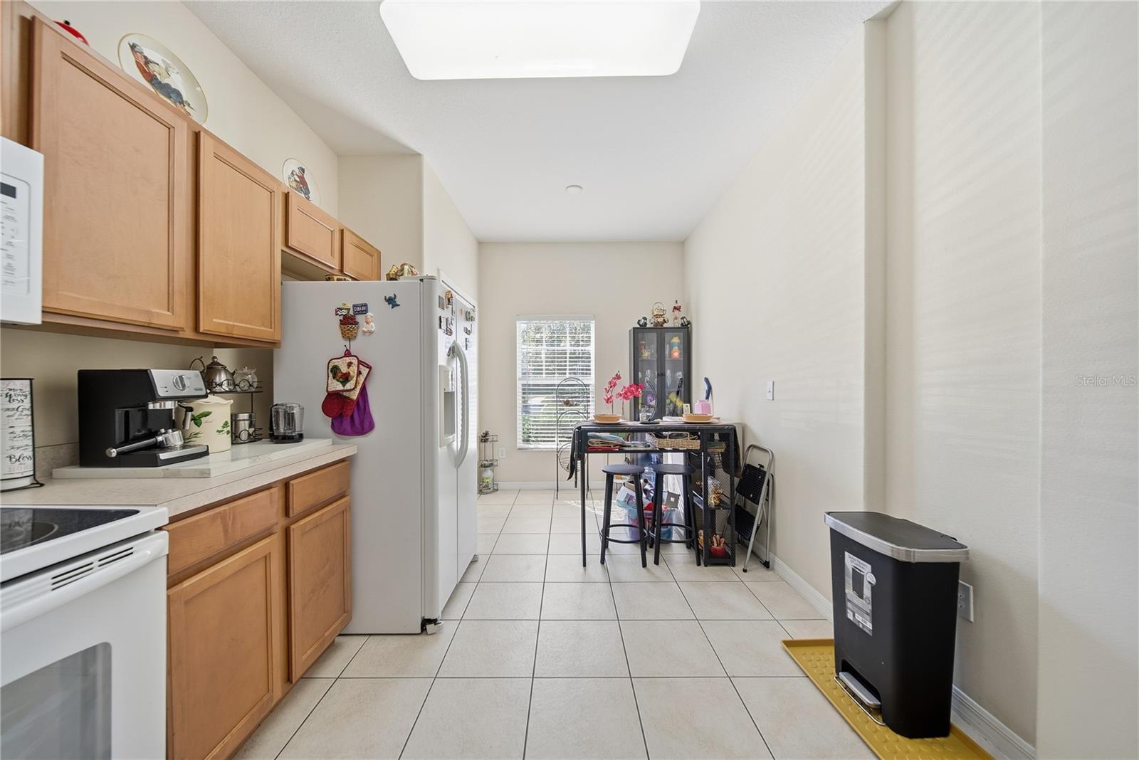 MEADOW POINTE 3 PRCL CC - Residential Lease