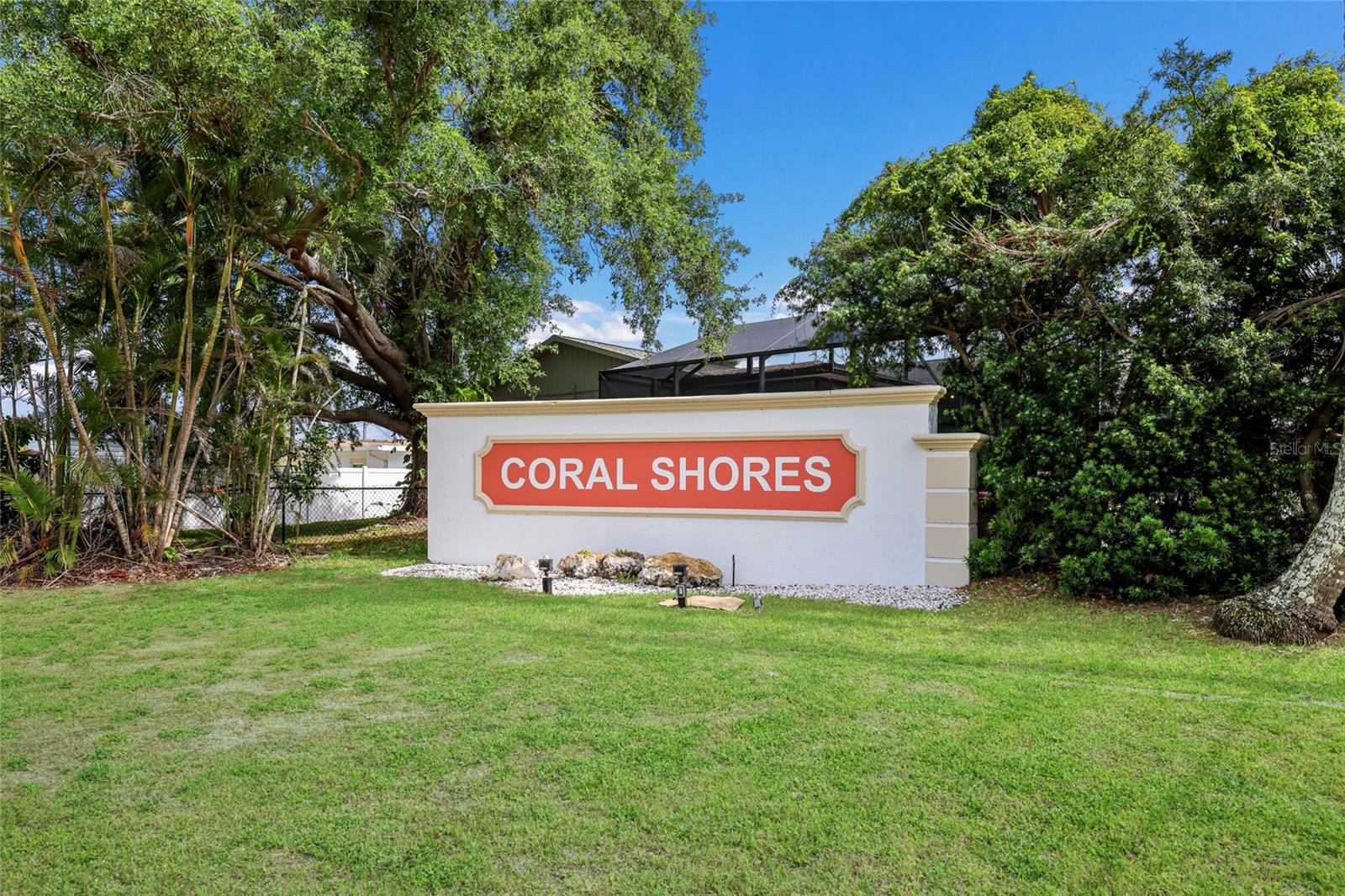 CORAL SHORES - Residential
