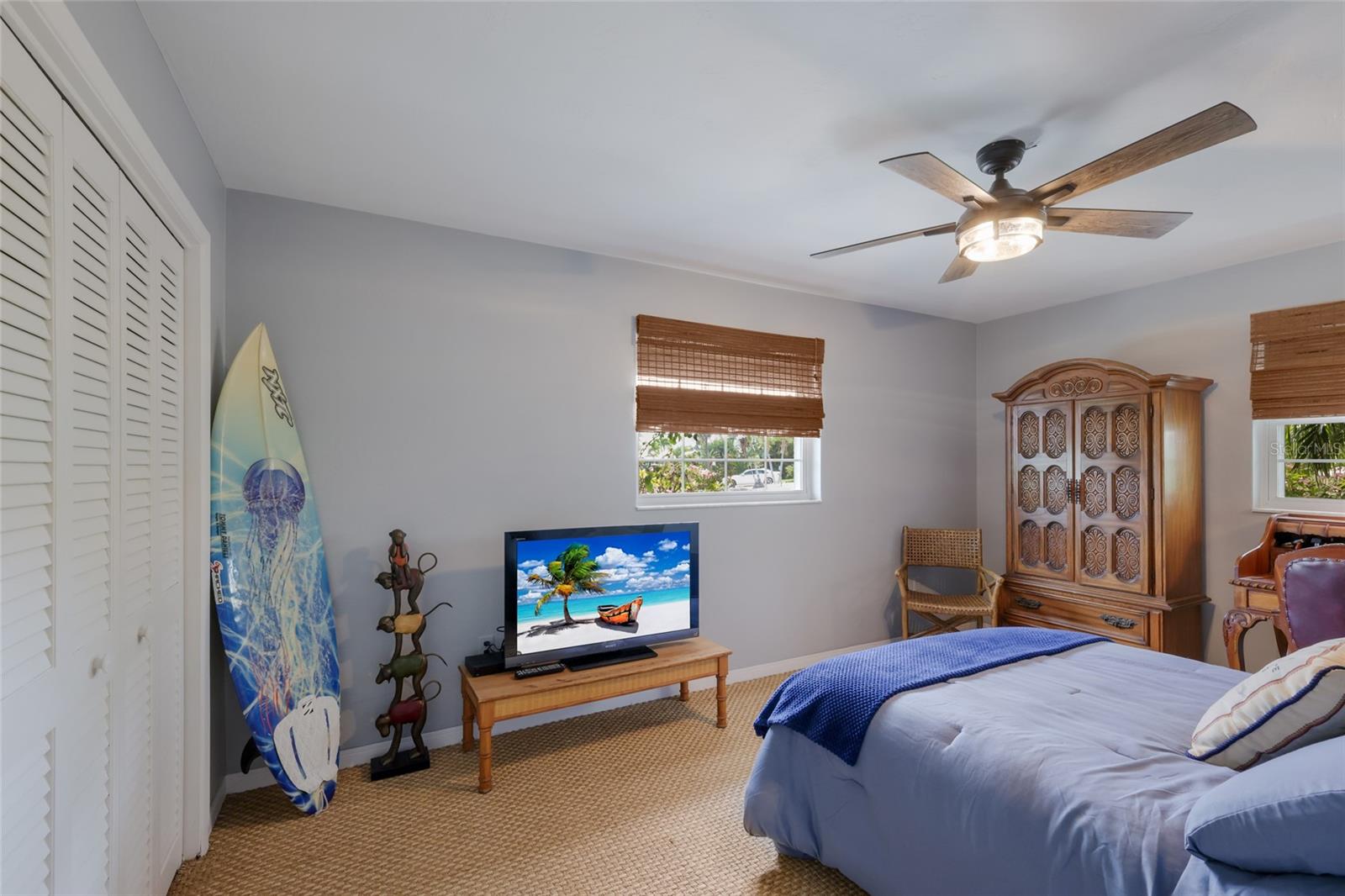 CORAL SHORES - Residential