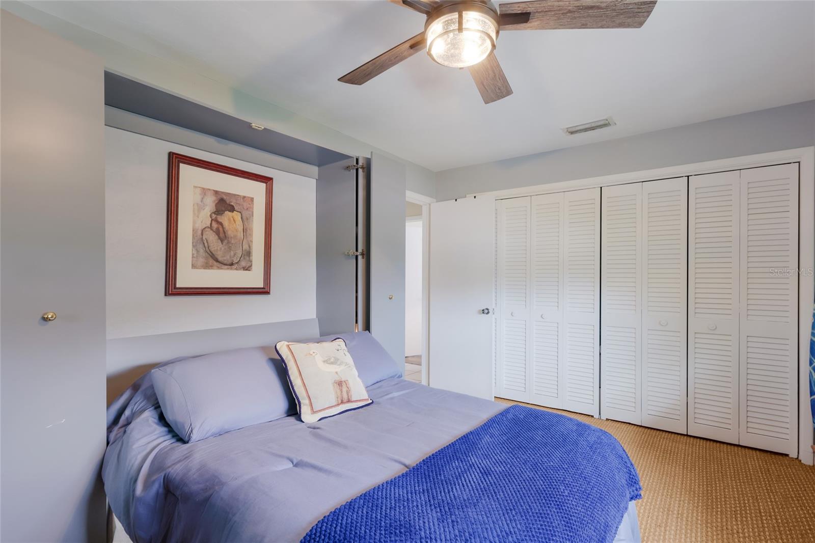 CORAL SHORES - Residential