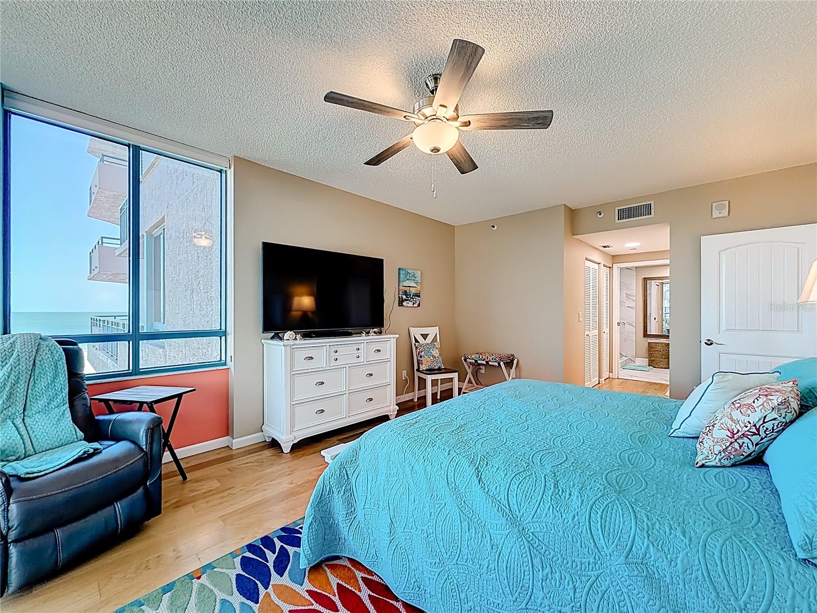 ULTIMAR TWO CONDO - Residential