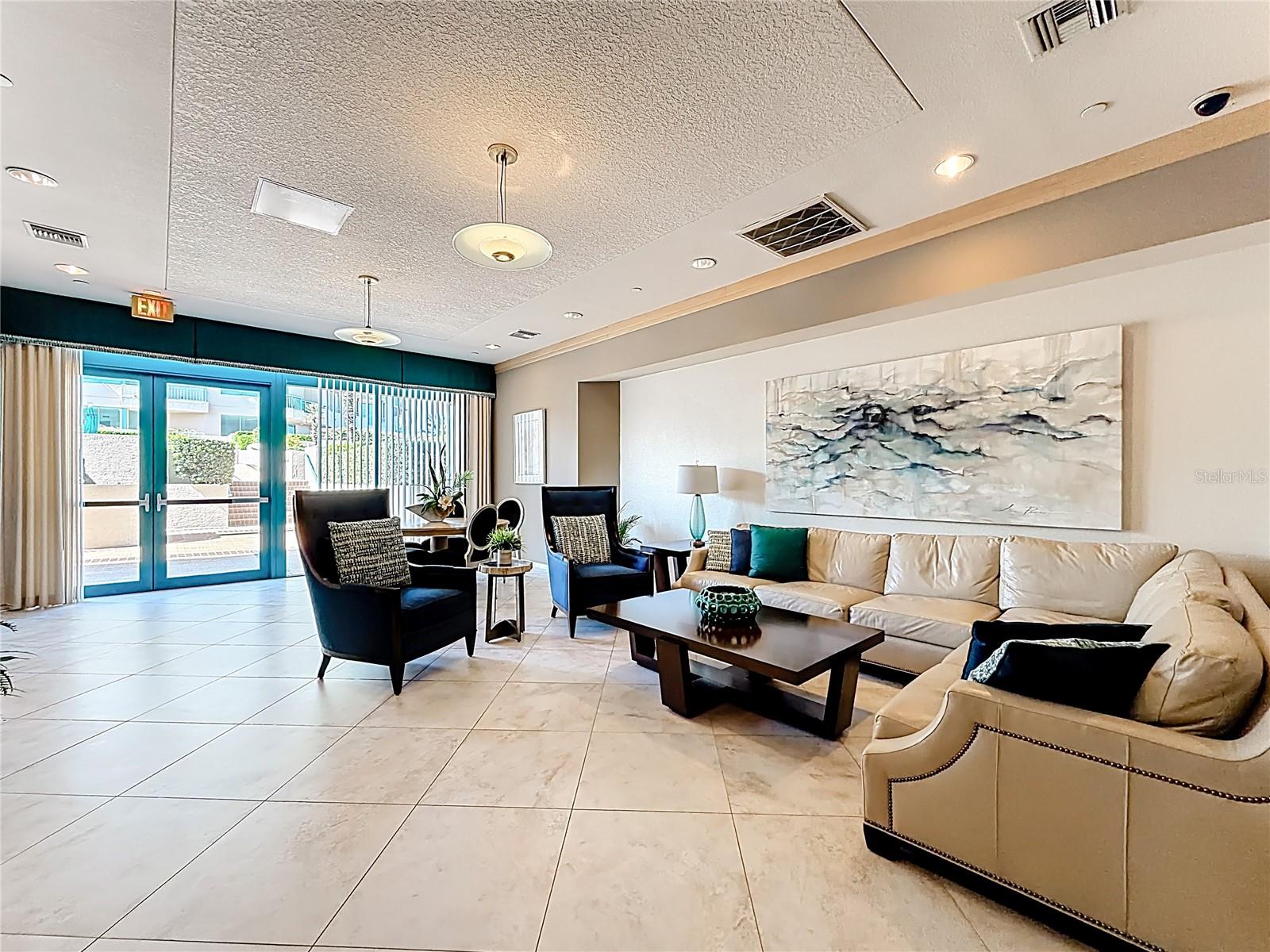 ULTIMAR TWO CONDO - Residential