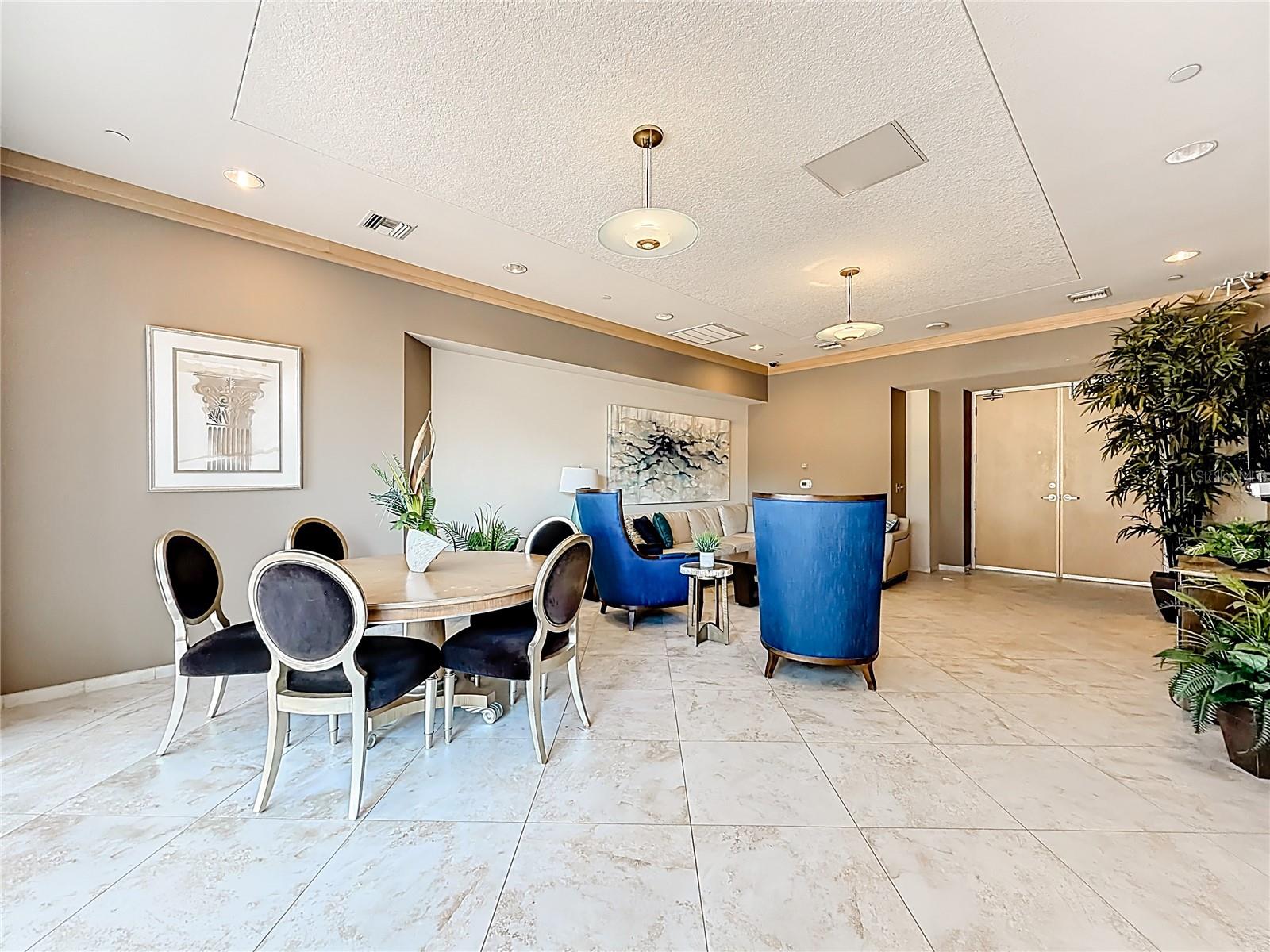 ULTIMAR TWO CONDO - Residential