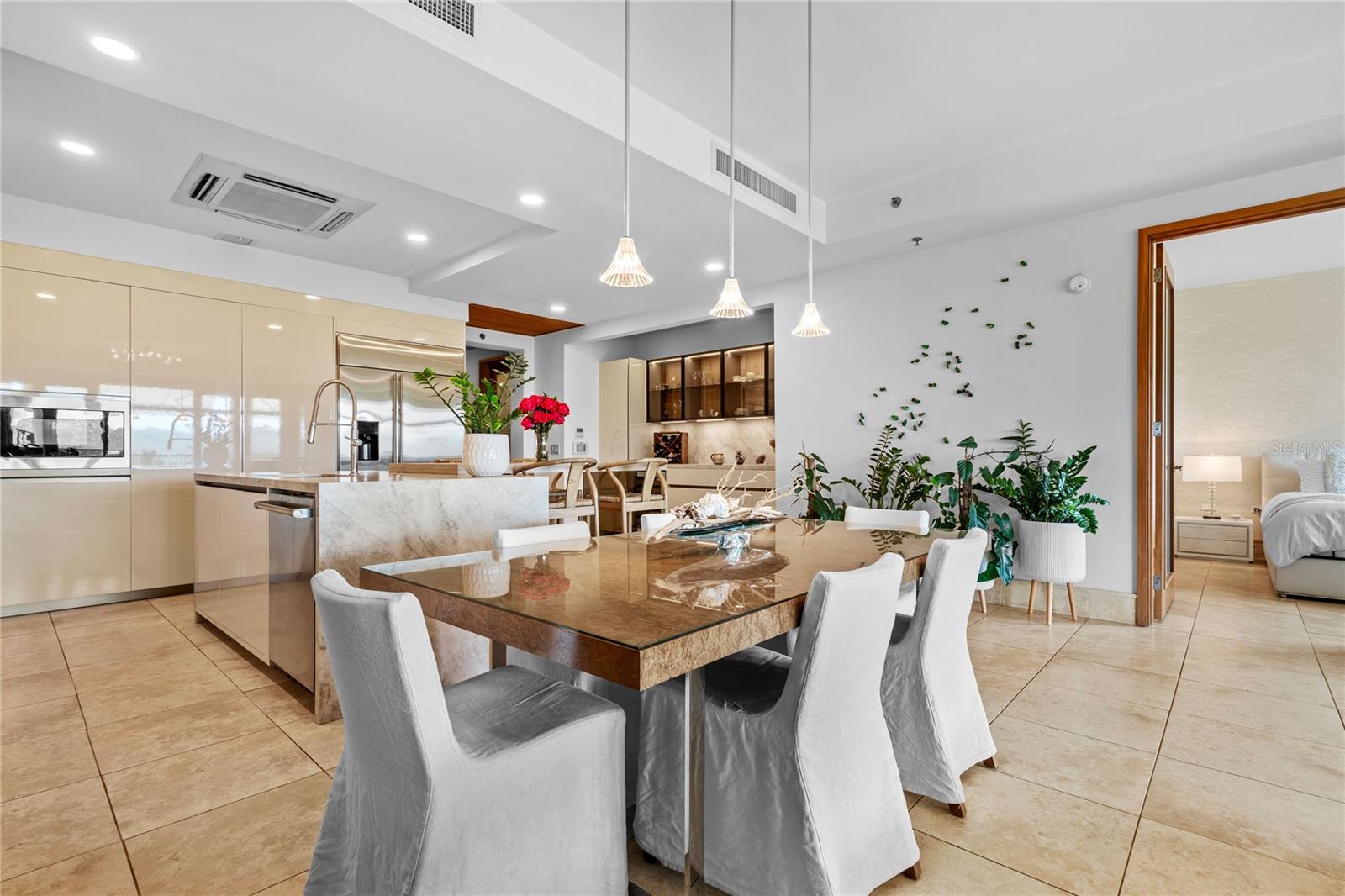 PLANTATION VILLAGE - Residential