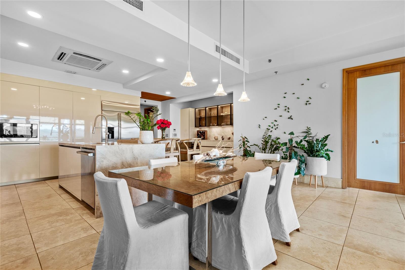 PLANTATION VILLAGE - Residential