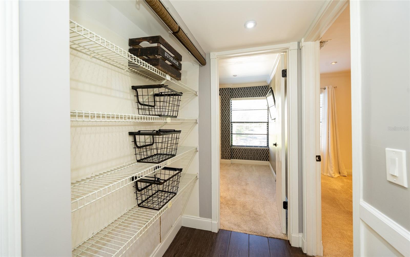 RIVER OAKS CONDO I - Residential