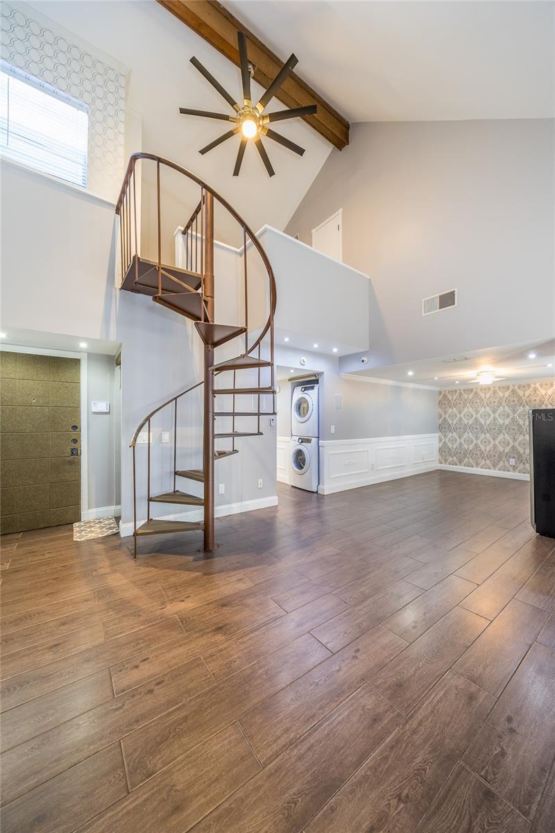 RIVER OAKS CONDO I - Residential