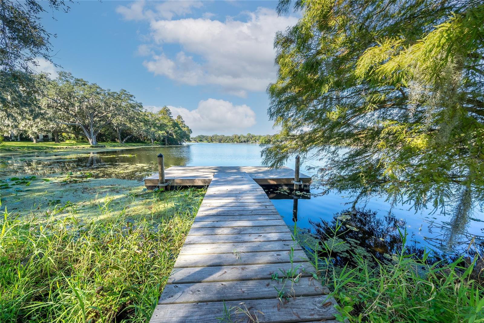 RIVER OAKS CONDO I - Residential