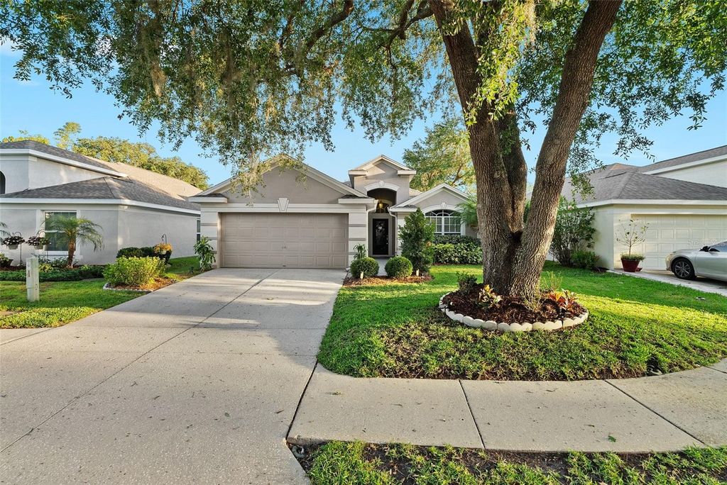Photo of 5520 Terrain De Golf Drive, Lutz, FL 33558 (MLS # TB8380501)
