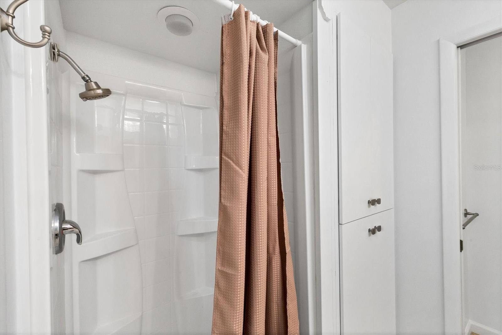 CEDAR CREEK - Residential