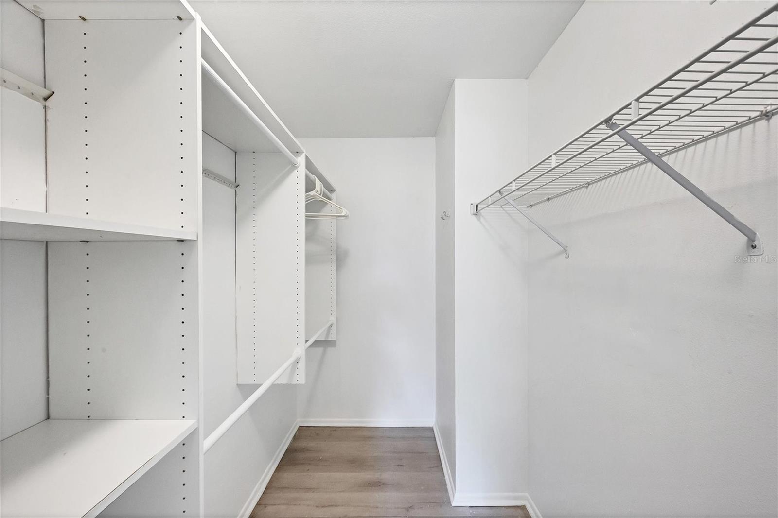 CEDAR CREEK - Residential